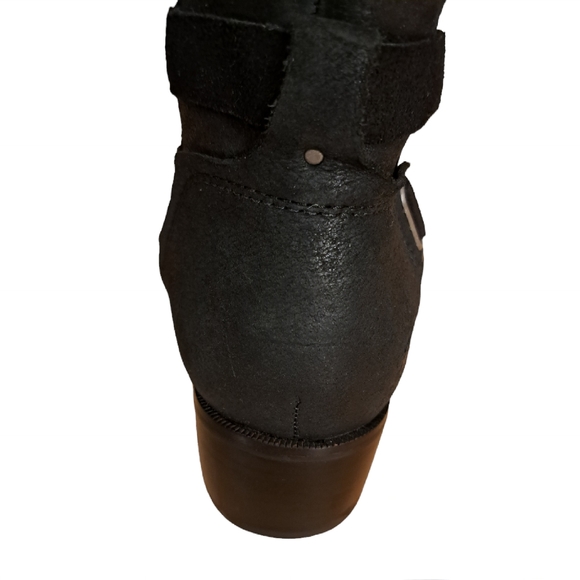 UGG Darcie Riding Boot - Picture 8 of 14